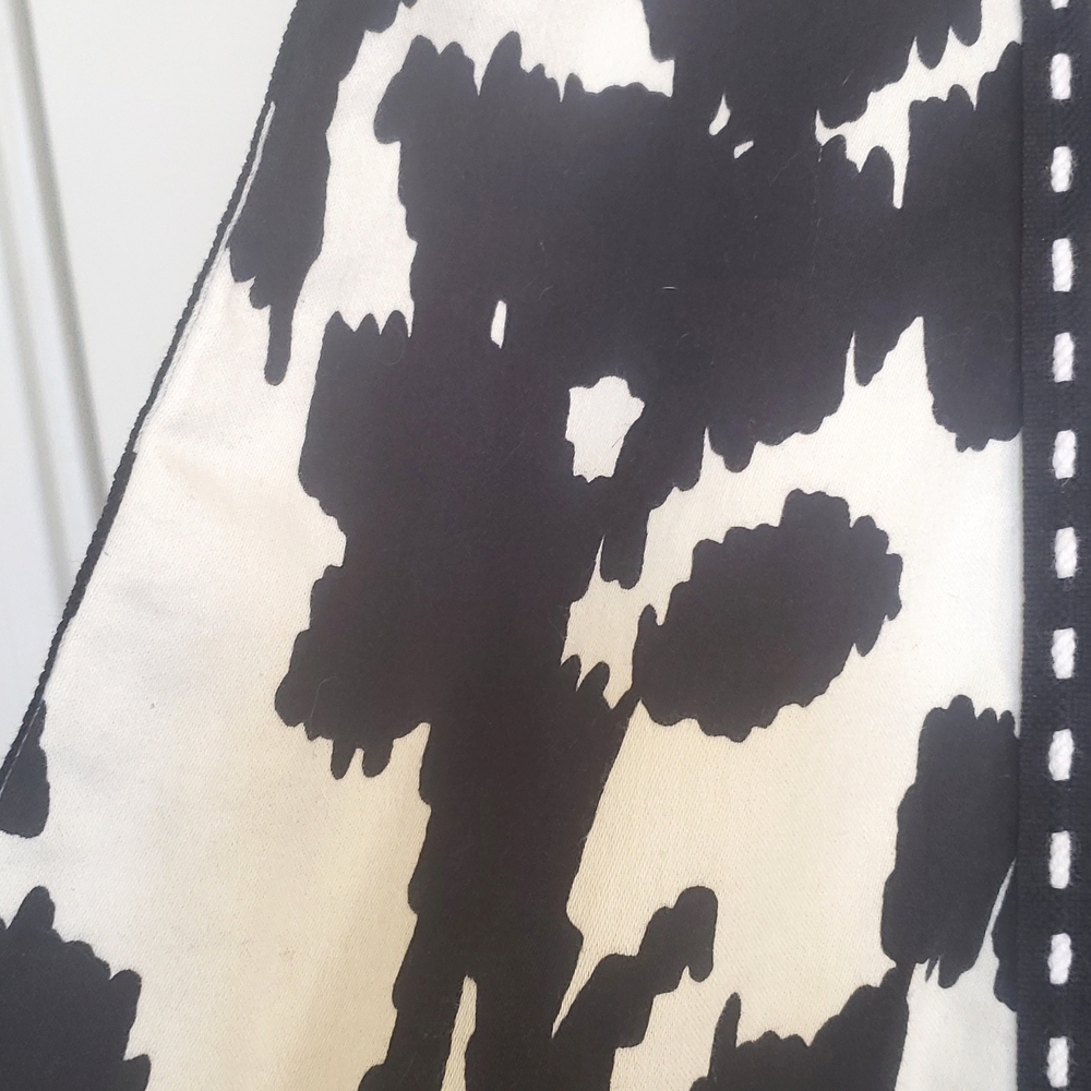CAbi Dashing Skirt Black White Floral #937 | SIZE 4 - Picture 9 of 11